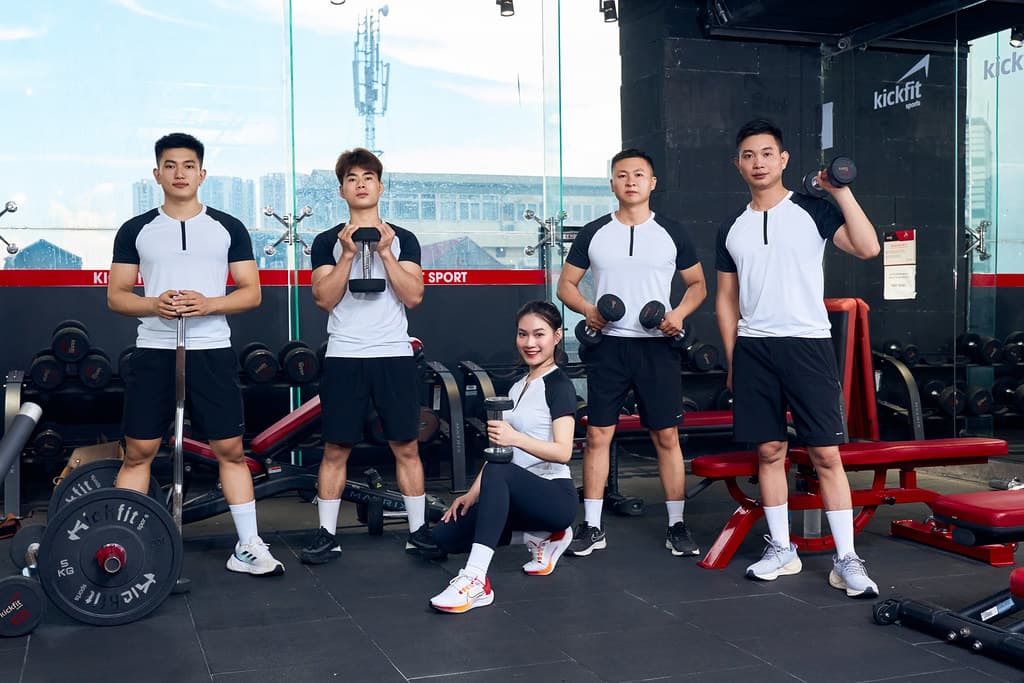 Đồng phục Gym thiết kế theo yêu cầu cho phòng tập và Fitness Center