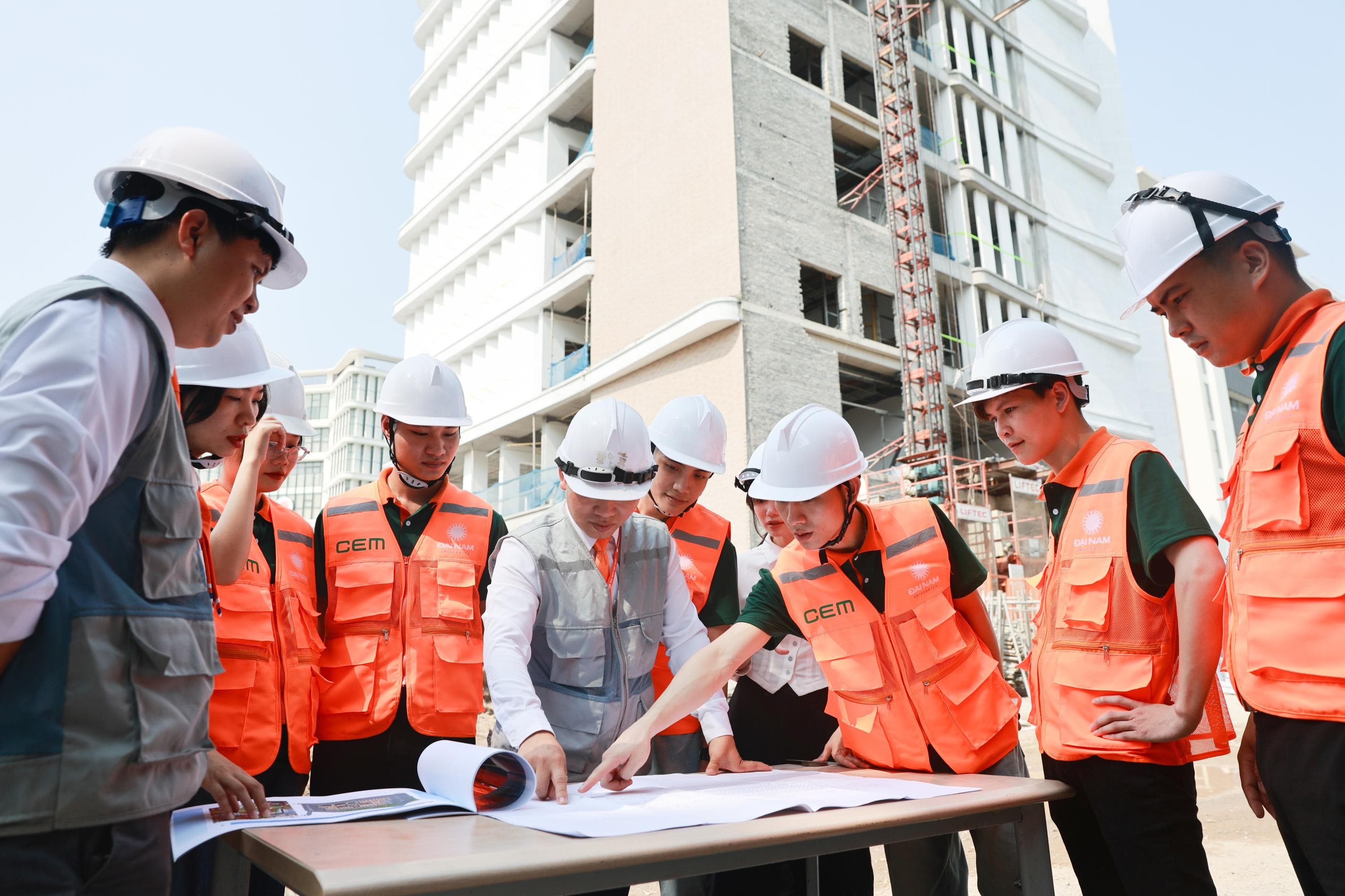 Đồng phục công trường xây dựng bảo hộ lao động